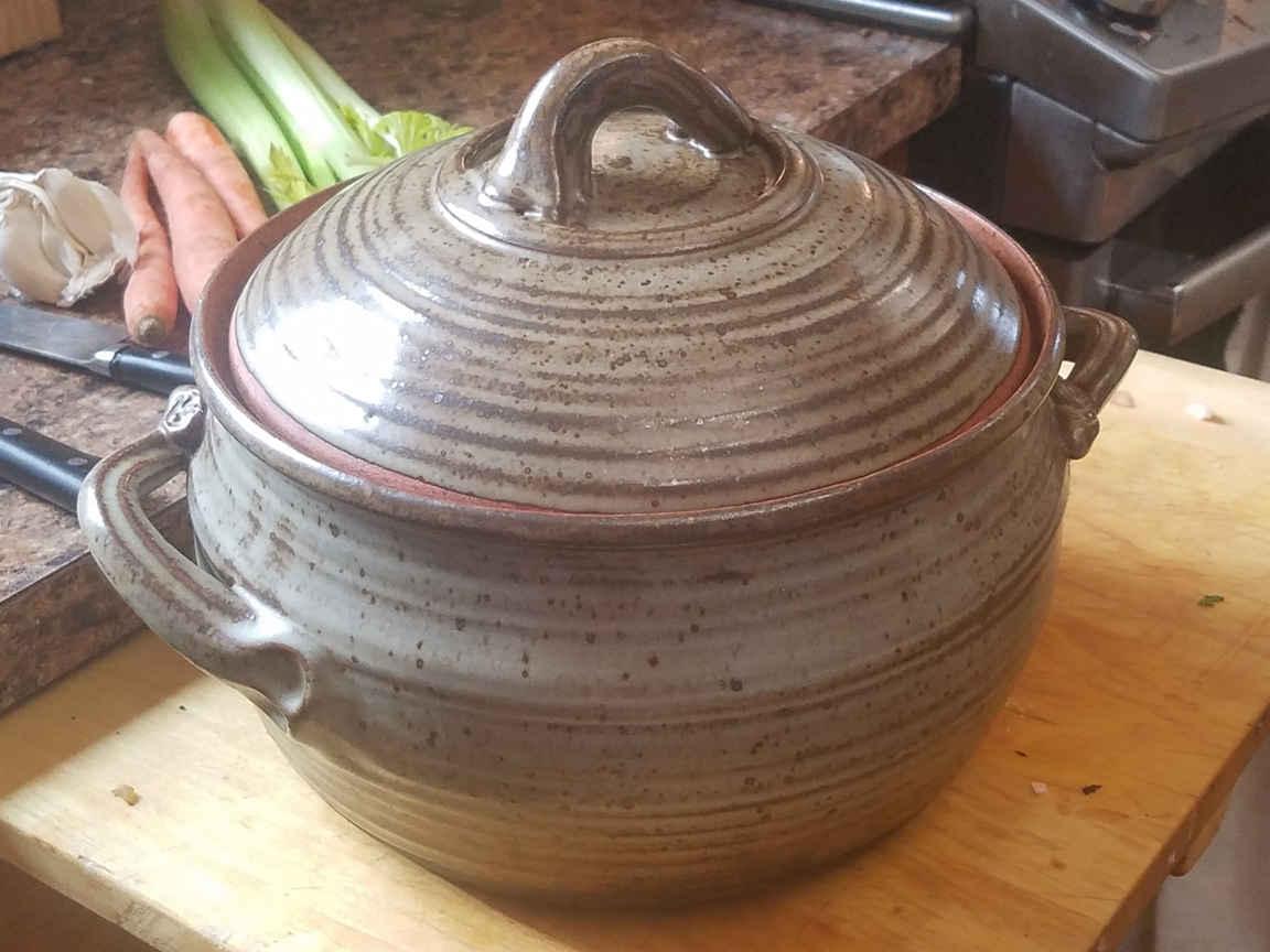 Clay Coyote Dutch Oven and Cookbook